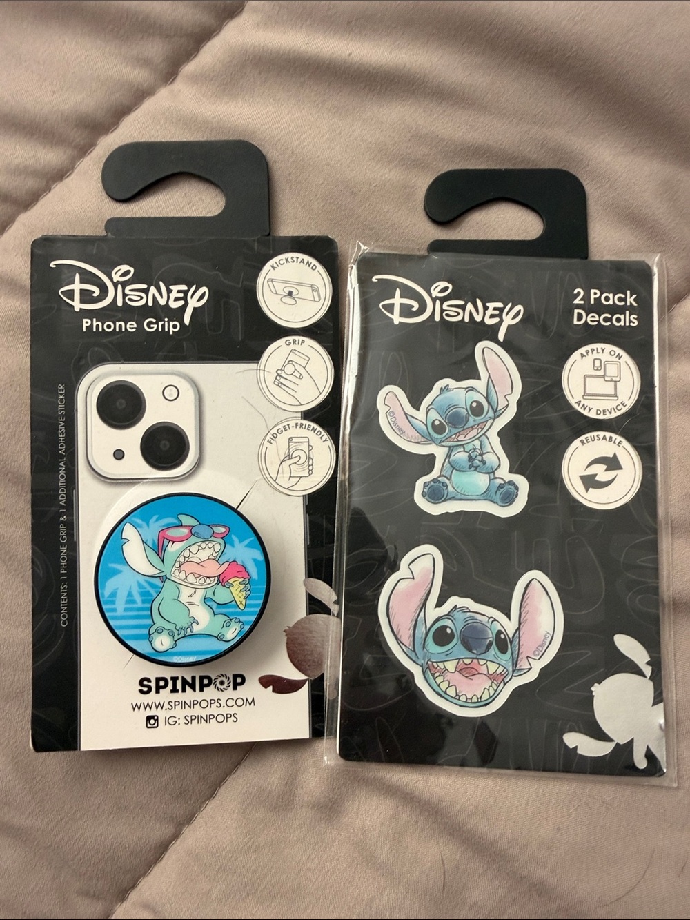 🫶🏼3 for $12!!🫶🏼Disney Stitch Blue Phone Grip with 2 Stitch Decals